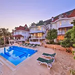 3 House Apartament