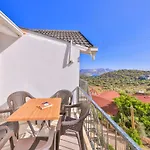 Apartament 3 House *