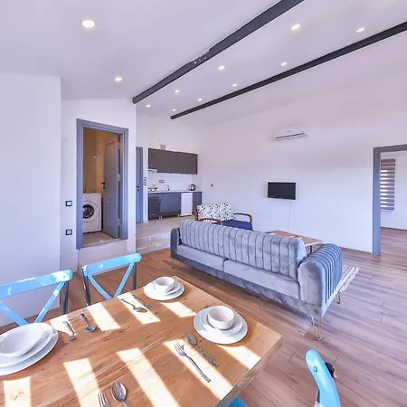 Apartment 3 House