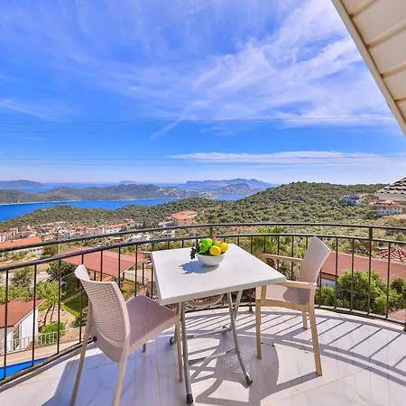 3 House Apartment Kas