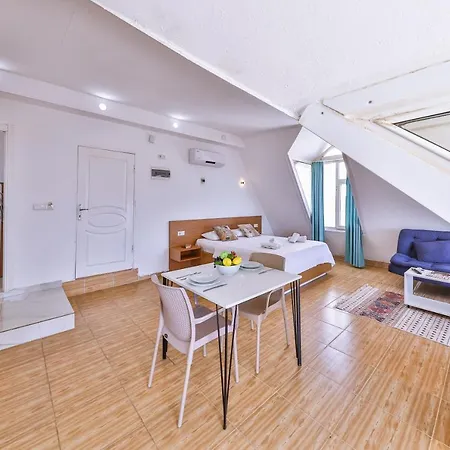 3 House Kaş